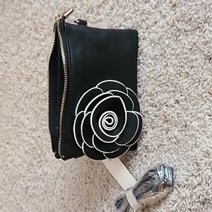 **HOST PICK** ROSE EMBELLISHED CROSSBODY/CLUTCH/PURSE NEW